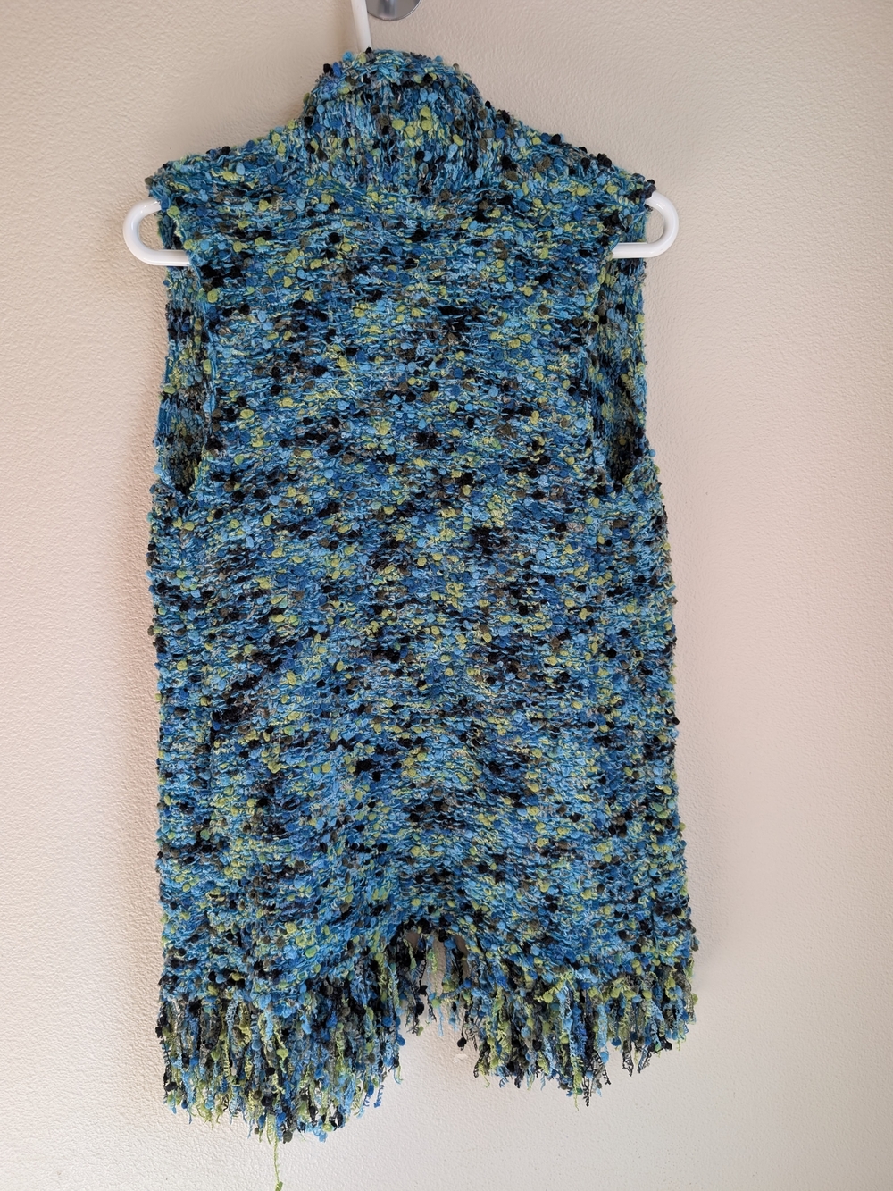 Ruby Rd. Open-Front Fringe Knit Vest Size PM - Picture 4 of 5